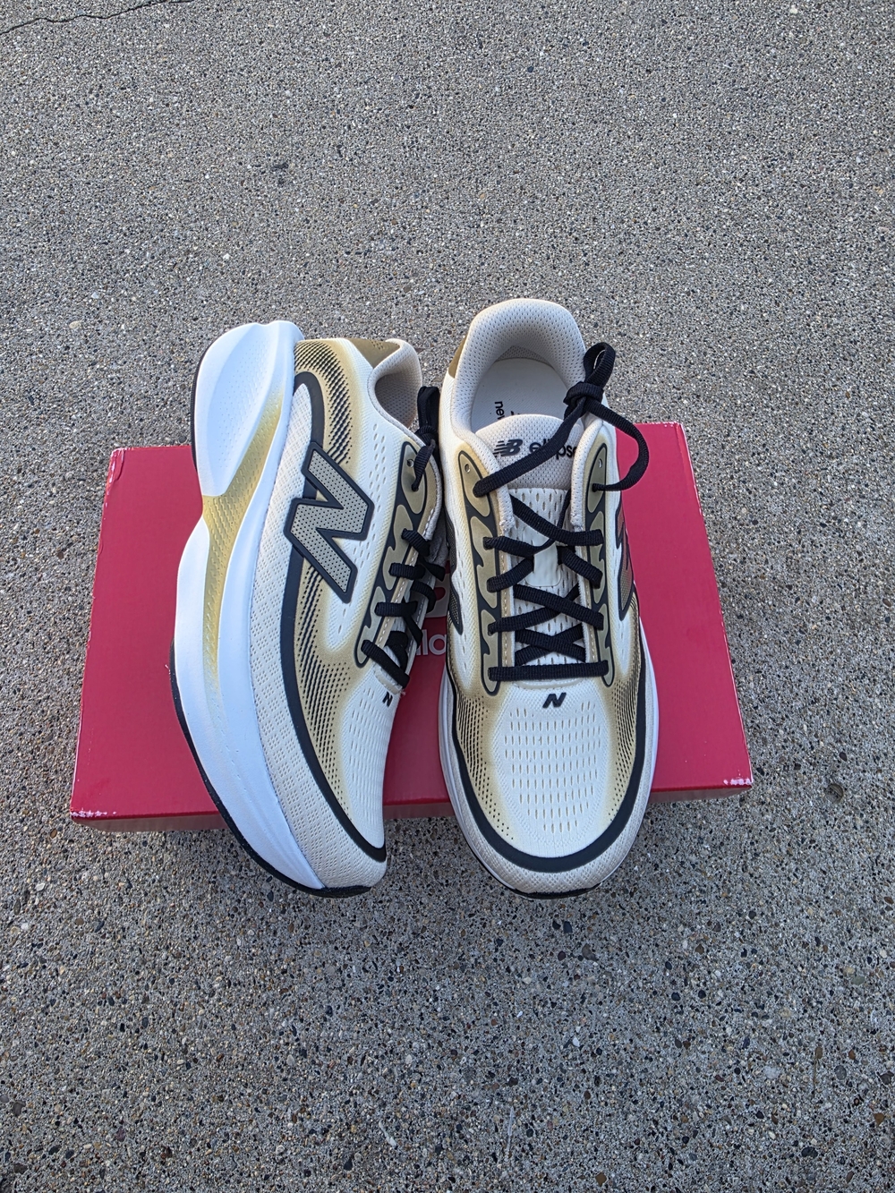 New Balance Ellipse Sneaker Women Size 9.5